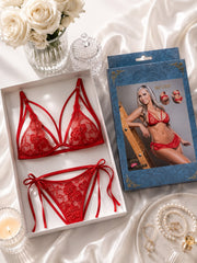 CONJUNTO DE ENCAJE FLORAL ROJO